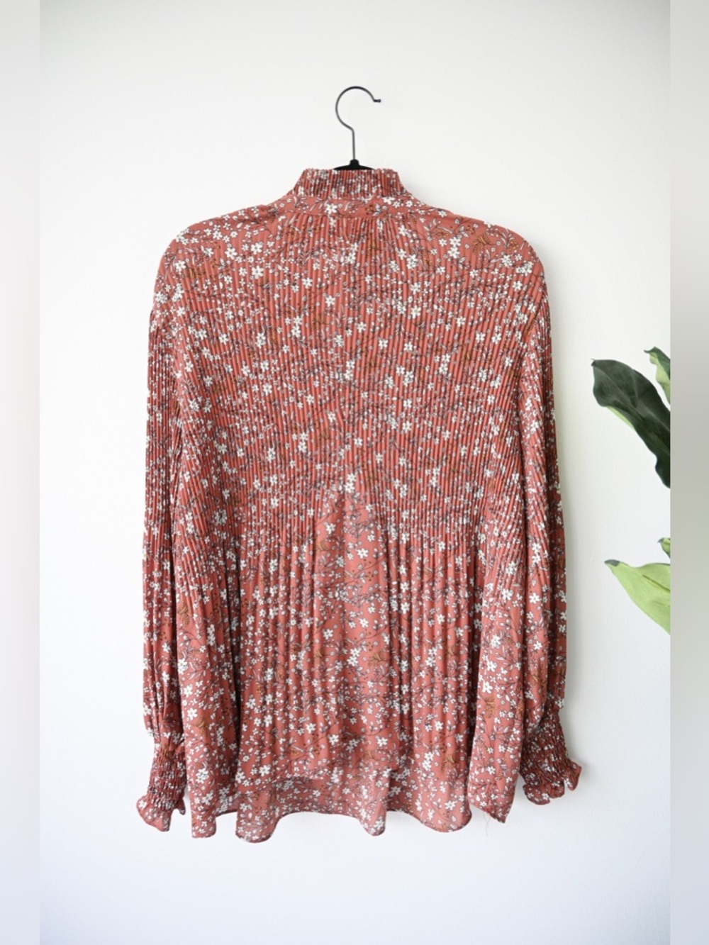 Max Studio Blouse - Picture 5 of 7